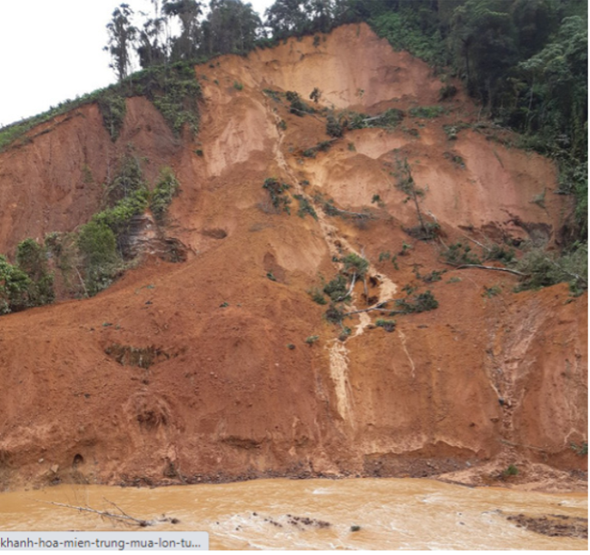 Figure 16.8 Landslide in Tay Giang district, Quang Nam province on October 28, 2020 (source: Tuoi Tre newspaper).